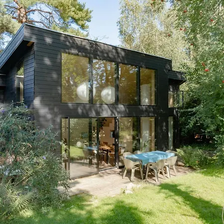Ferienhaus Pearl House With Fairytale Shelter By The Shore *